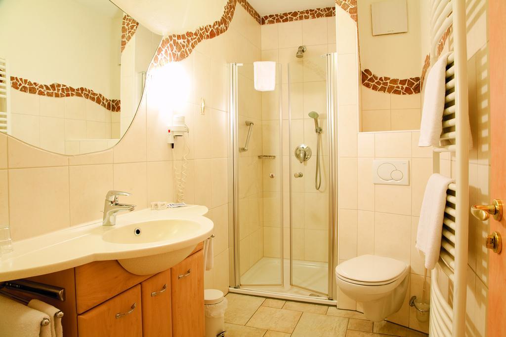 Landkomfort Hotel Elsenmann วิลลิงเงิน ห้อง รูปภาพ