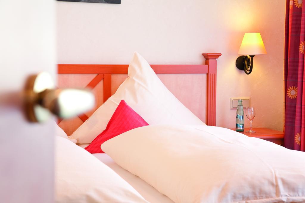 Landkomfort Hotel Elsenmann วิลลิงเงิน ห้อง รูปภาพ