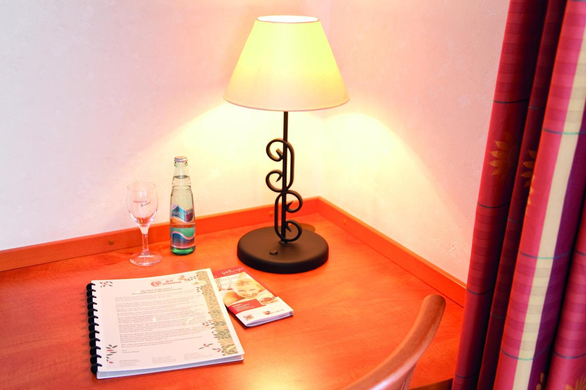 Landkomfort Hotel Elsenmann วิลลิงเงิน ห้อง รูปภาพ